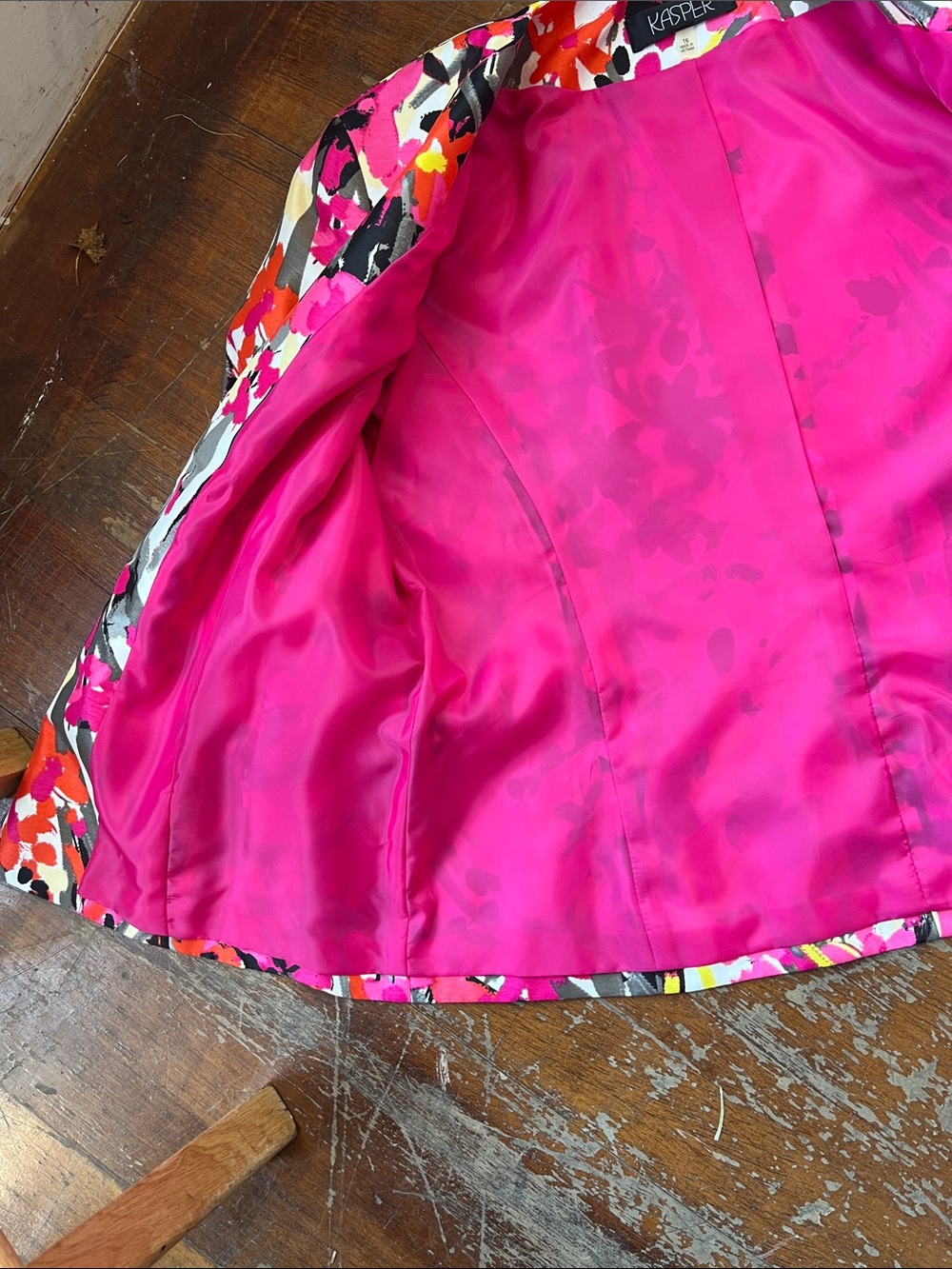 Kasper Pink Multi Floral Open-Front Blazer - Picture 5 of 10